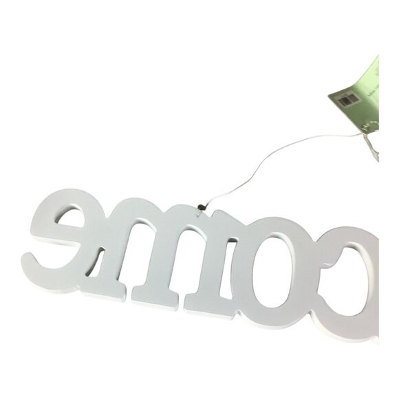 The Spring Shop White Glitter Welcome Sign Home Wall Decor Hanging Door Plaque - Picture 8 of 8